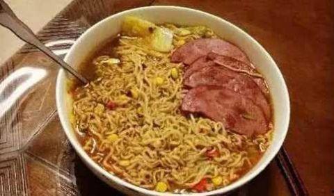 成人吃泡面视频下载