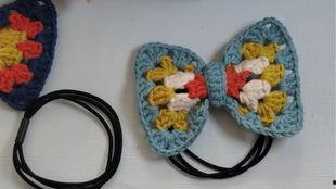 成人钩织发卡图解视频,跟随视频教程，打造时尚个性发饰