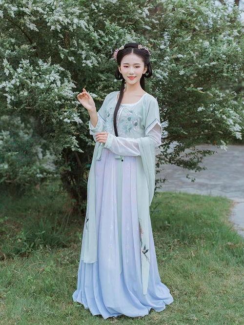 汉服套装成人正版视频