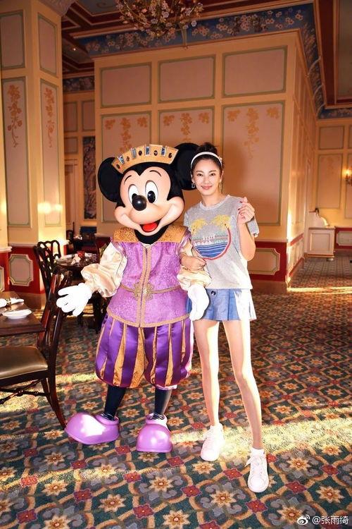 迪士尼裙子成人遮腿视频,时尚遮腿新选择